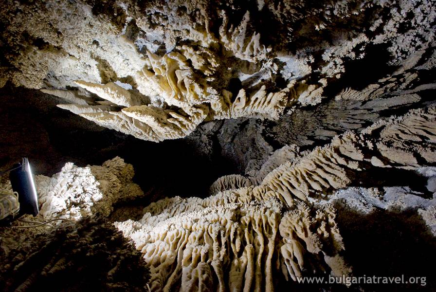 Пещерата Ухловица