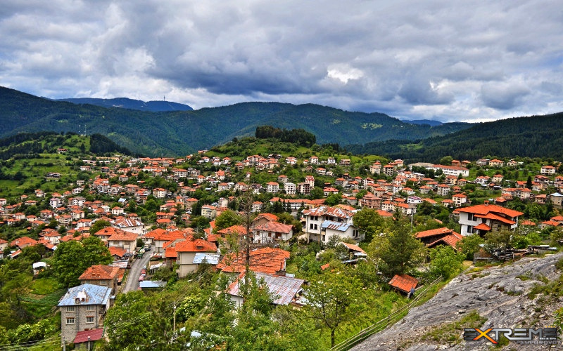 Кърджалийски камък гледката