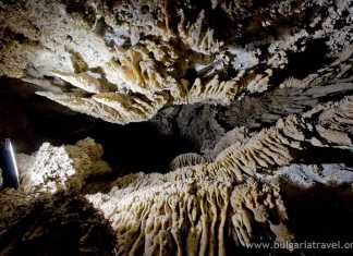 Пещера Ухловица – подземният дворец Пещерата Ухловица